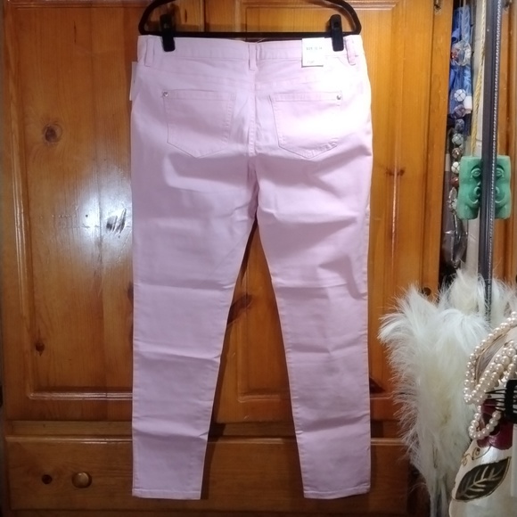 Pants - Picture 2 of 5